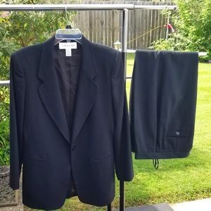 Jones NewYork 2 PC Women's Suit